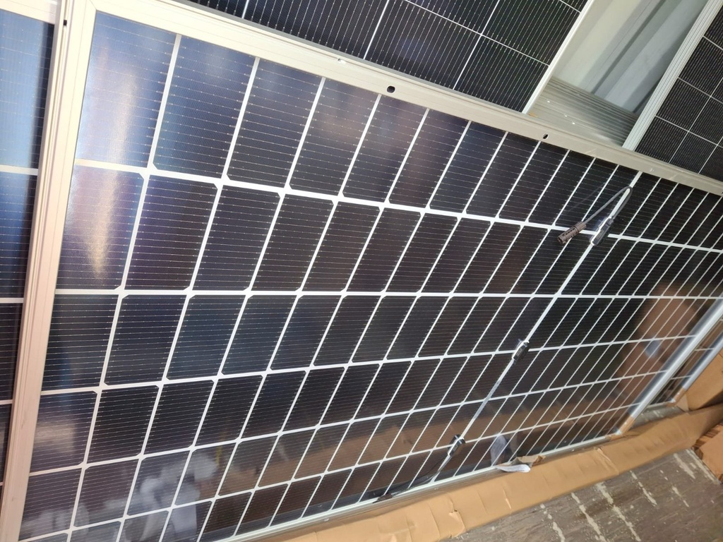 [SES-Solar-panel] Sunergy Solar Panel